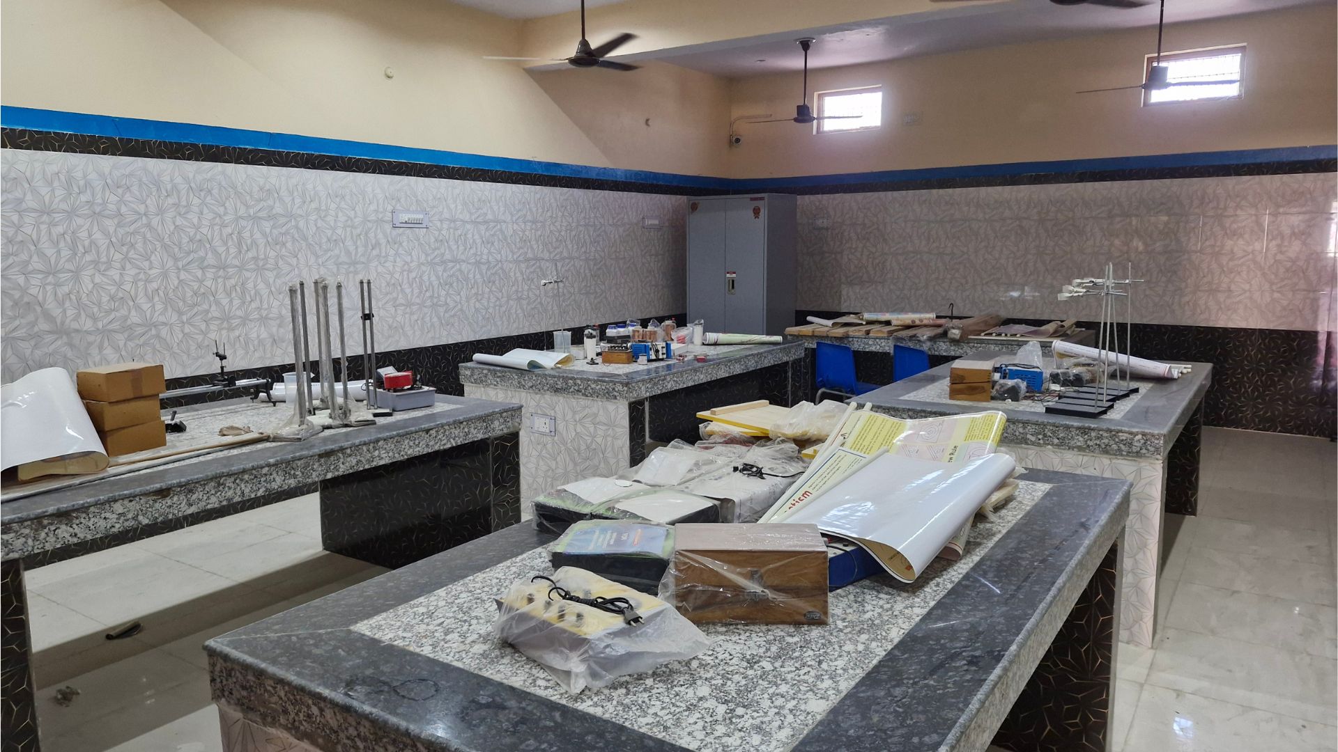 Physics Laboratory